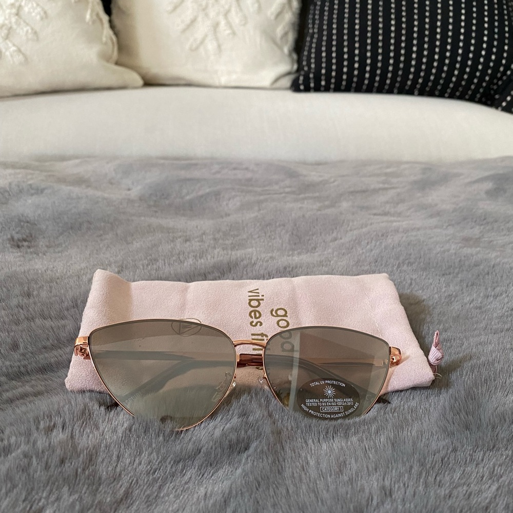 Missguided sunglasses